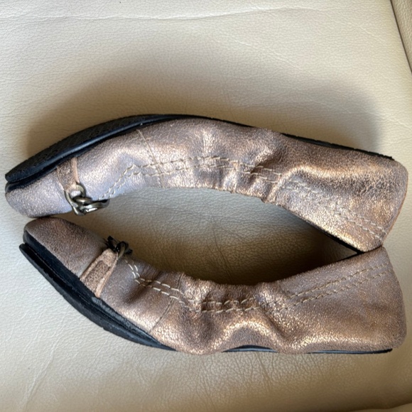 DKNYC Metallic Bronze Ballet Flats with Logo Chain Detail - Picture 7 of 8